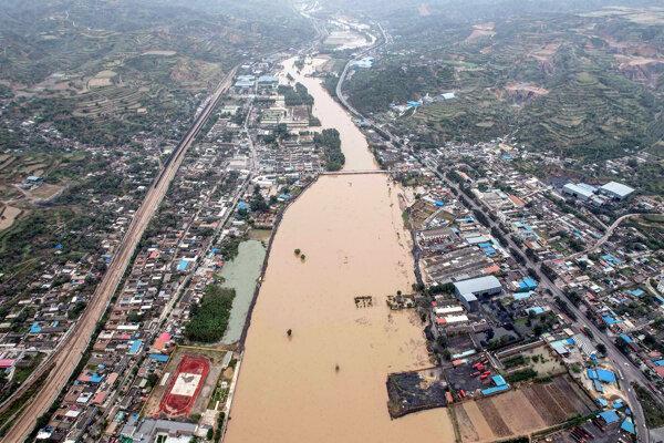 15 کشته و 3 مفقود در اثر باران شدید و سیلاب در چین
