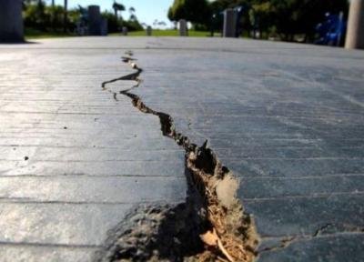 زلزله ایوانکی یک پیغام هشدار است، فرونشست زمین در اطراف تهران خطر زلزله را مهیب تر می نماید
